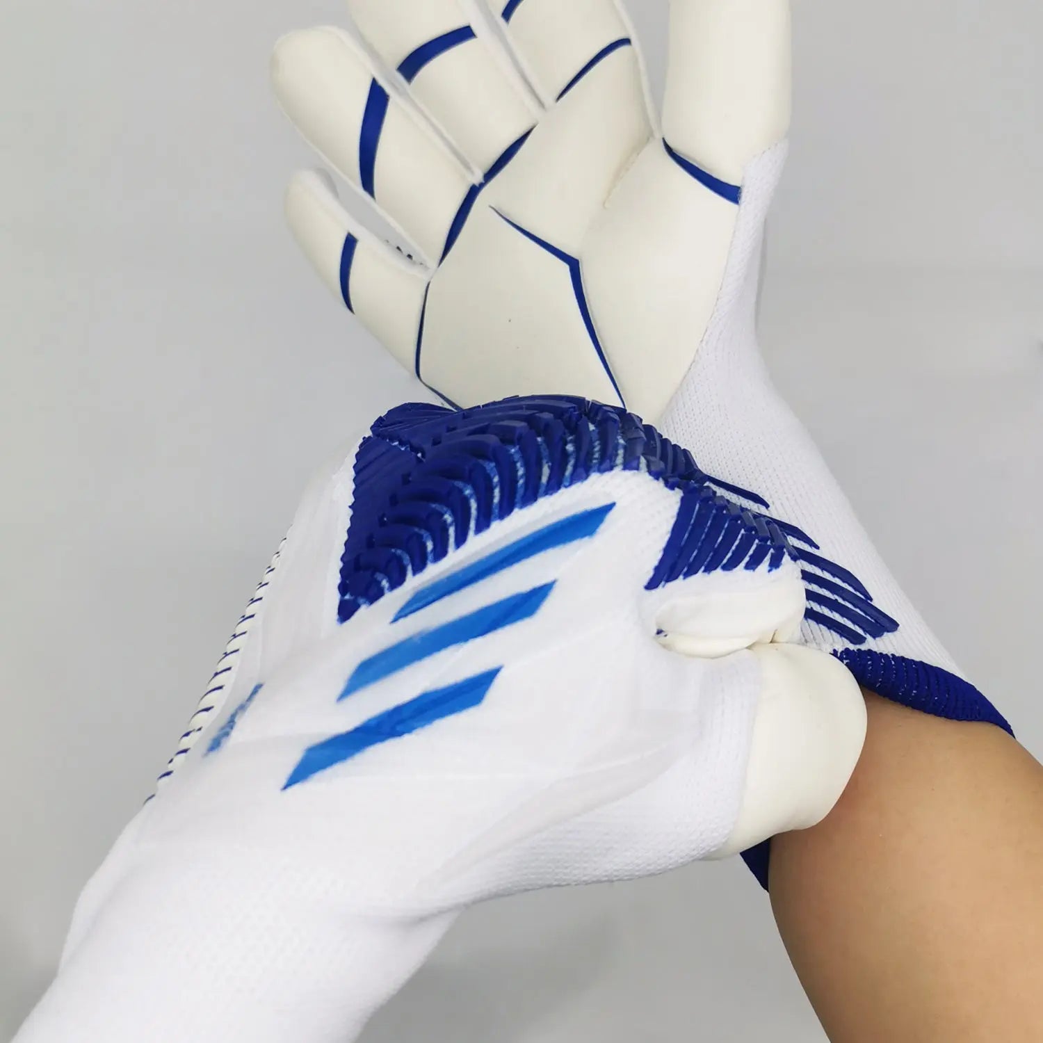 Adidas Predator Pro Gloves Strapless FootballDXB
