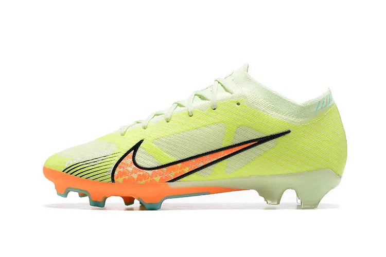 Nike Zoom Mercurial Vapor 15 Elite FG football boots shoes and footballboots footballshoes, soccer AstroTurf artificial cleats footballdxb football dxb sneakers Firm ground firmground real grass Fg natural grass احذية كرة قدم جواتي للعشب الطبيعي العشب الصناعي جوتي كورة كورة سباط ملاعب ترتان الحشيش الصناعي فوتبول دي اكس بي سنيكيرز نجيلة فيرم جروند اف جي عشب طبيعي ميركوريال