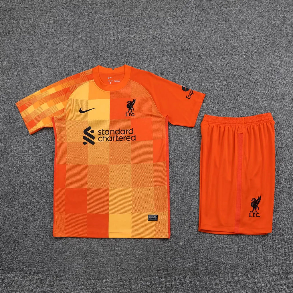 Liverpool Goalkeeper Short sleeves Full set - Football DXB