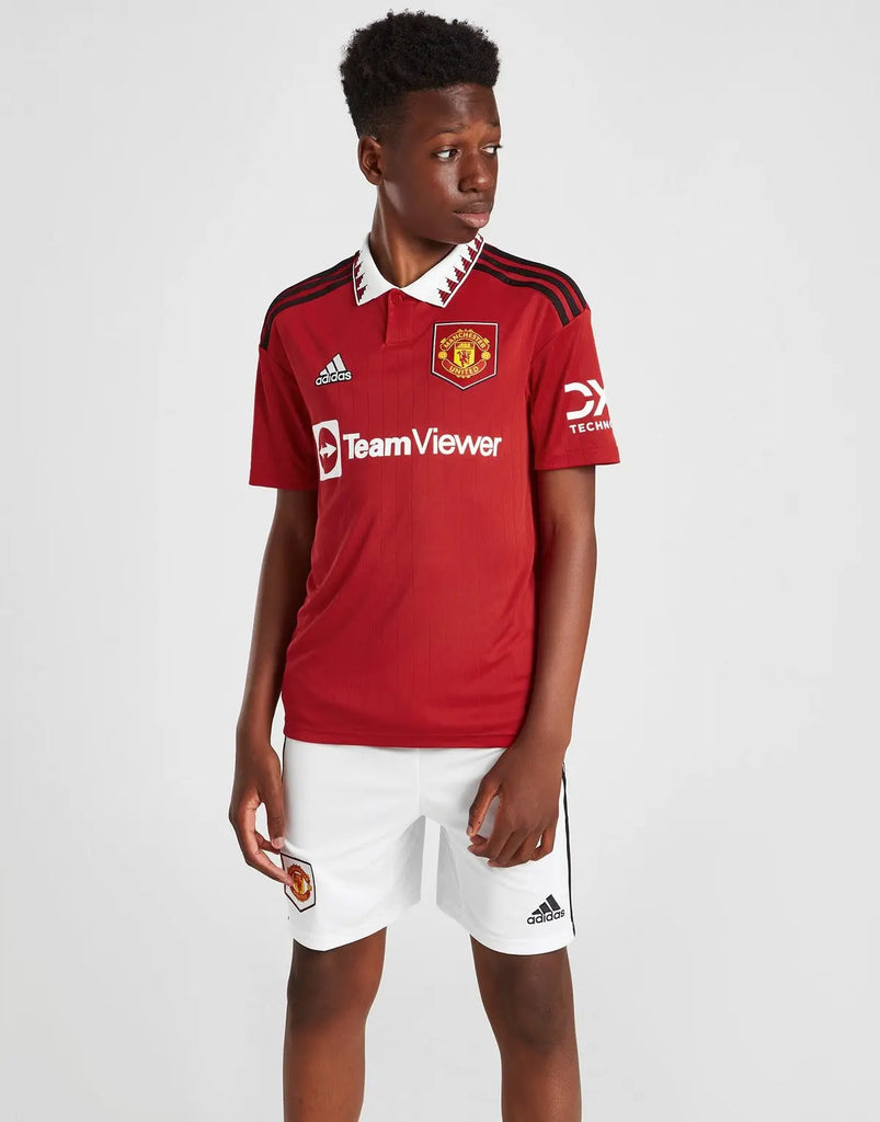 Manchester United FC 2022/23 Home Kit Junior Full Set T-shirt & short - Football DXB