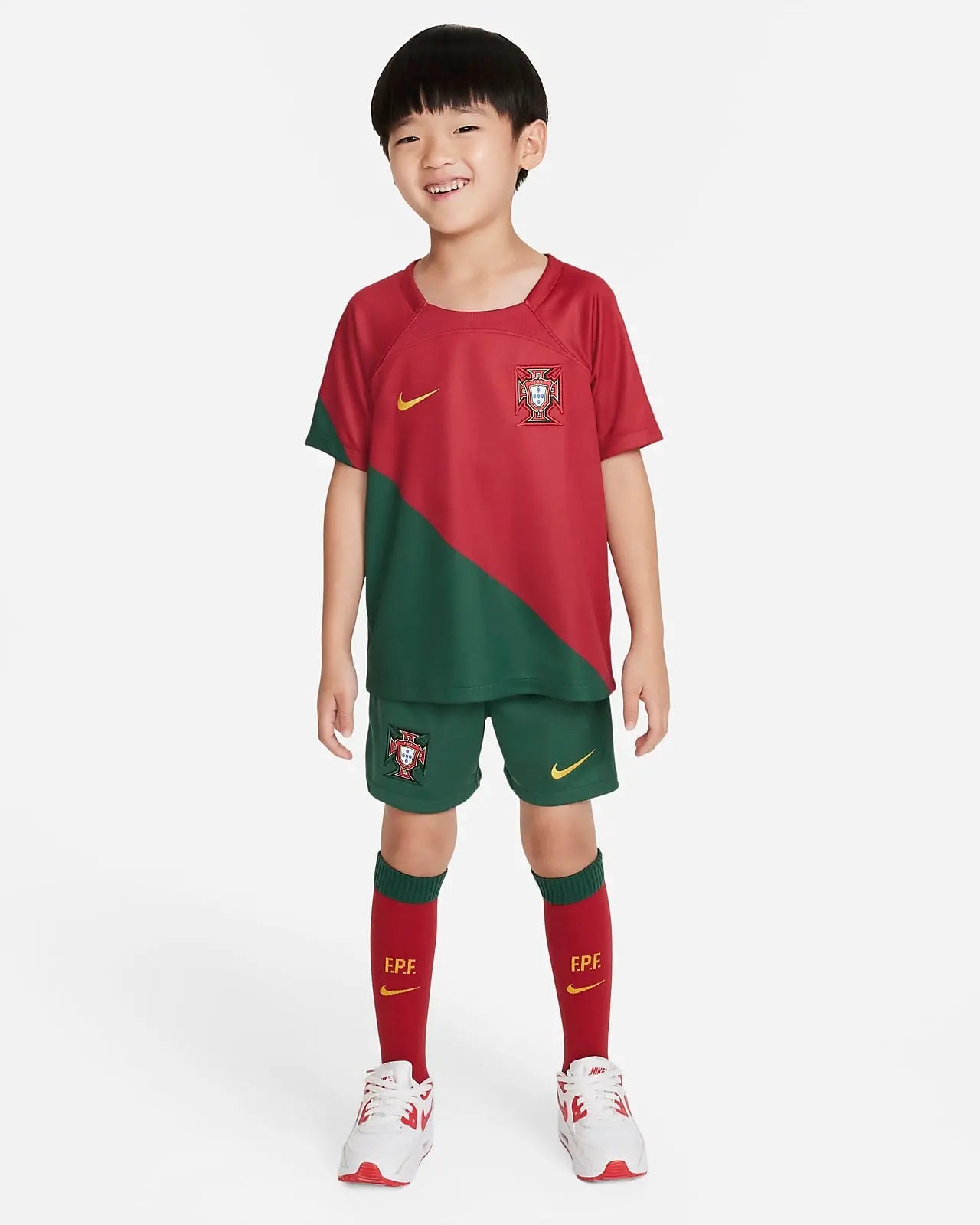 Portugal 2022/23 Stadium Home kit full set T-shirt & Short - Football DXB