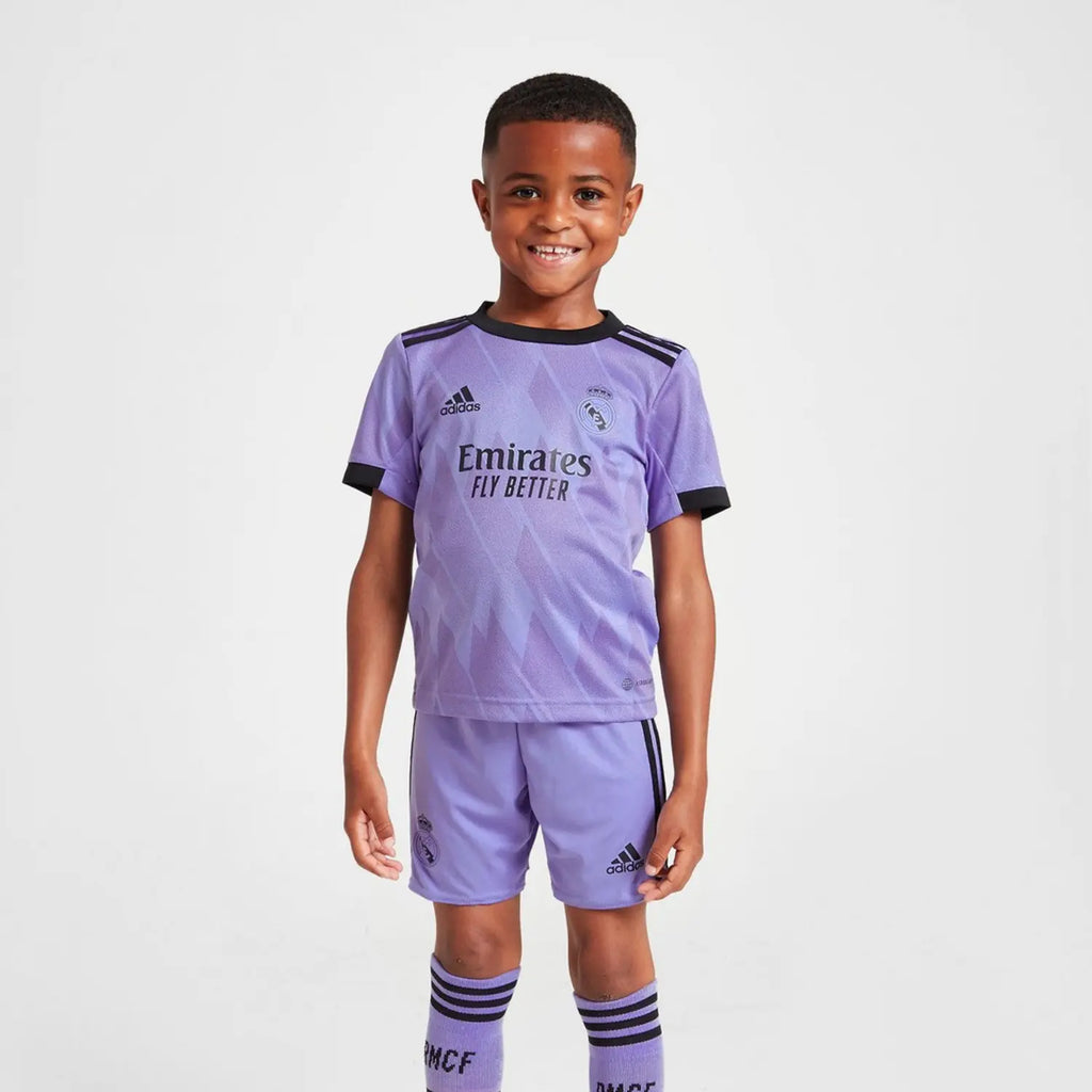 Real Madrid 2022/23 Away Kit Junior Full Set T-shirt & short - Football DXB