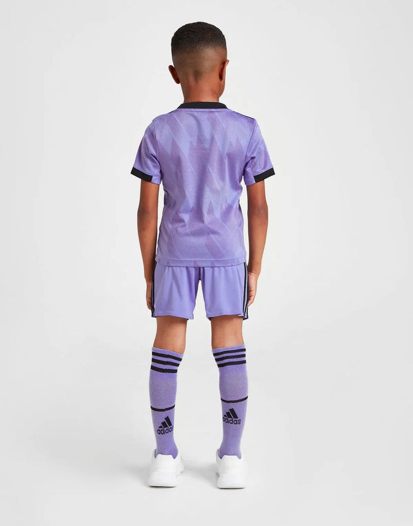 Real Madrid 2022/23 Away Kit Junior Full Set T-shirt & short - Football DXB