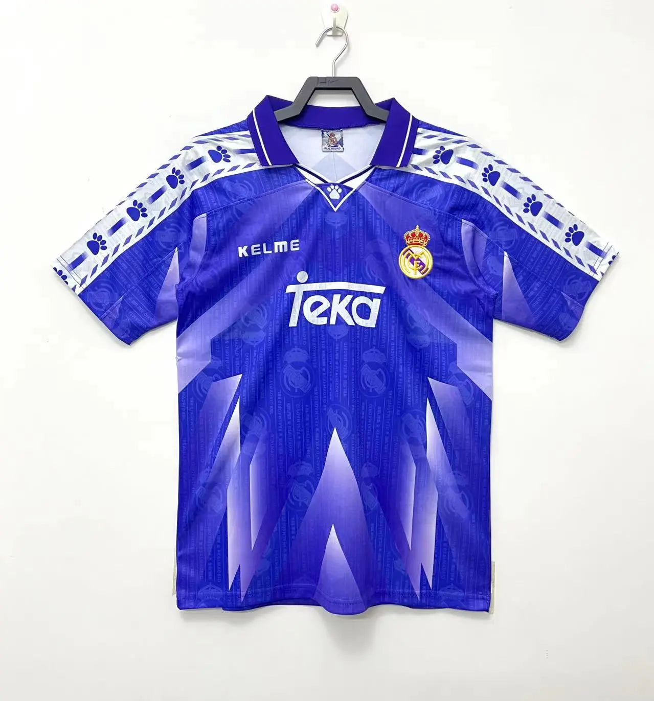 Real Madrid away 96/97 - Football DXB